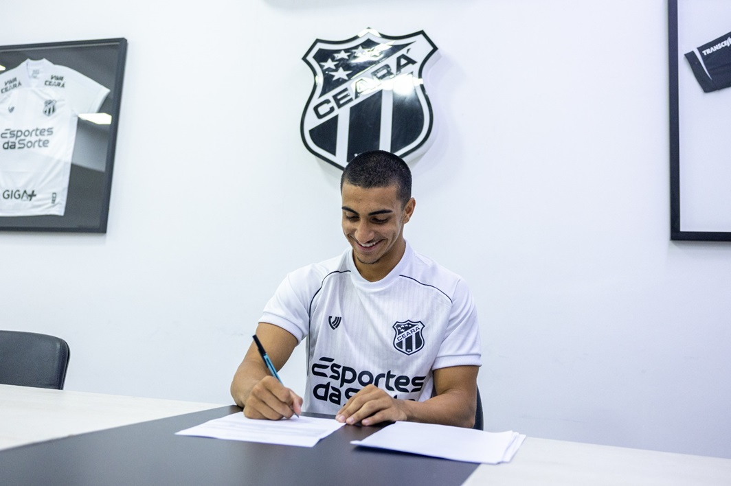 Ceará renova contrato com Enzo Lodovico até o fim de 2028