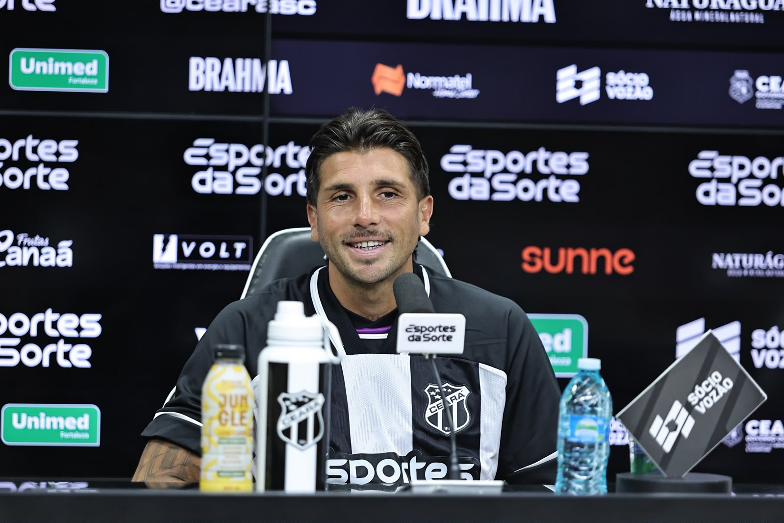 Apresentado, Mugni fala sobre gratidão ao Ceará e retorno ao clube: "Fui muito feliz"