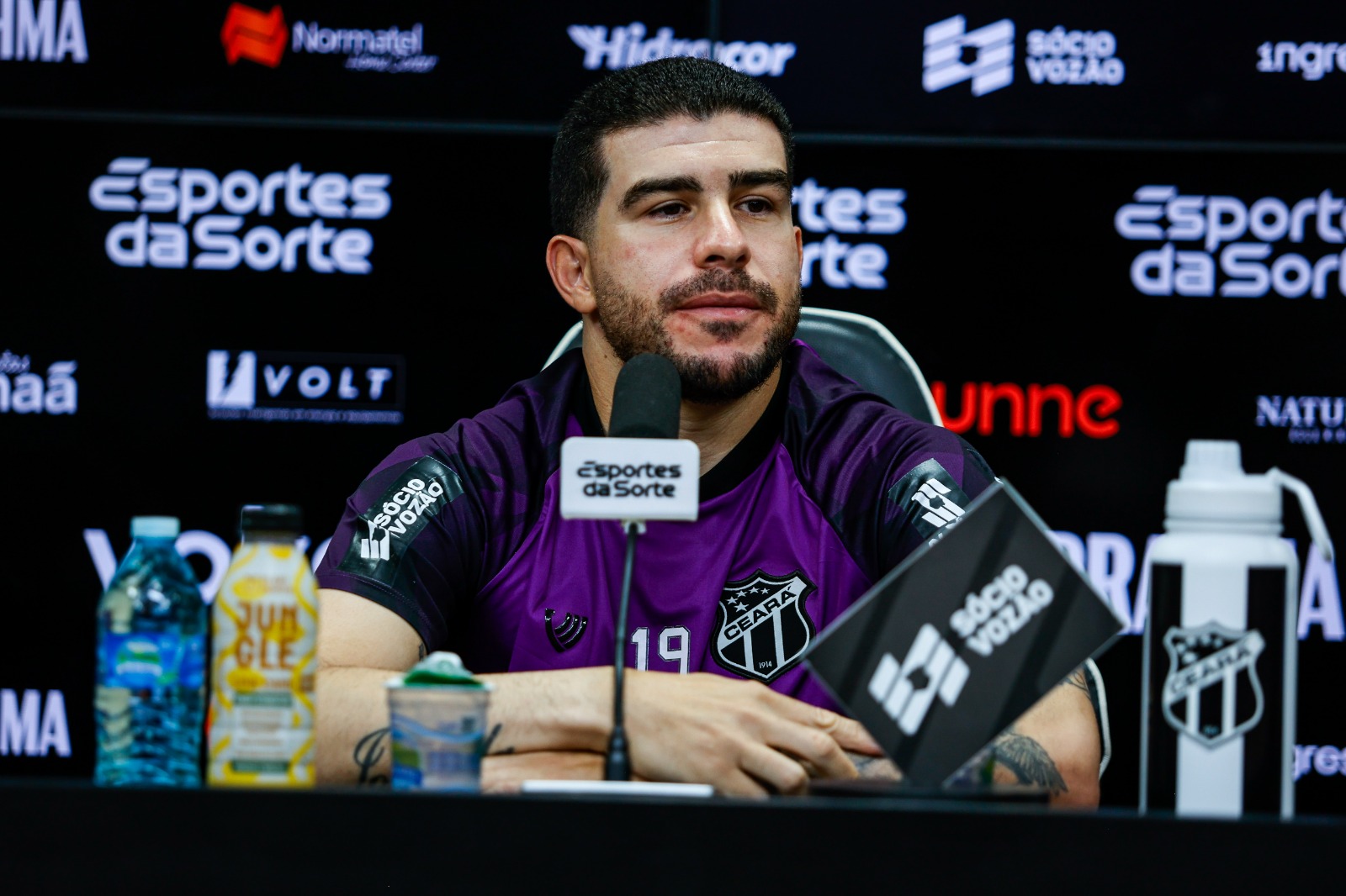 Richardson afirma estar bem fisicamente para enfrentar o Vila Nova e comenta resultados: “Queremos parar essa oscilação”