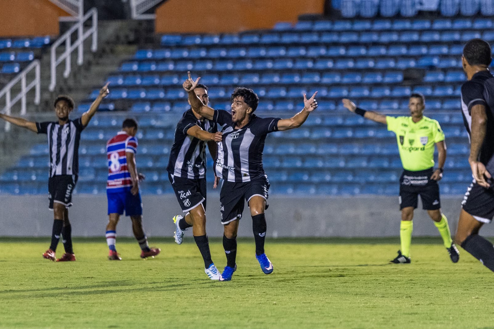 Ceará bate Fortaleza nos pênaltis e conquista Campeonato Cearense Sub-20 pela 6ª vez na história