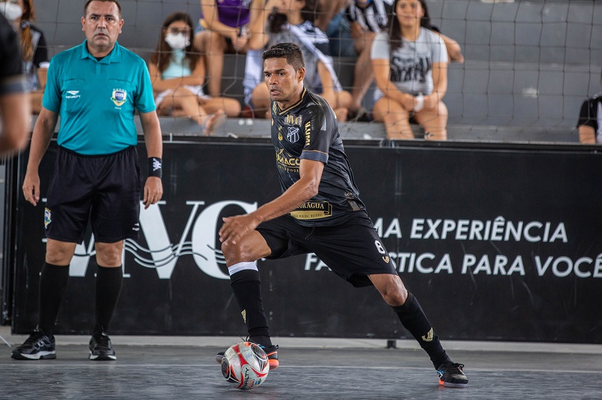 Futsal: No ginásio Paulo Sarasate, Ceará e Pires Ferreira decidem o Campeonato Cearense 2021