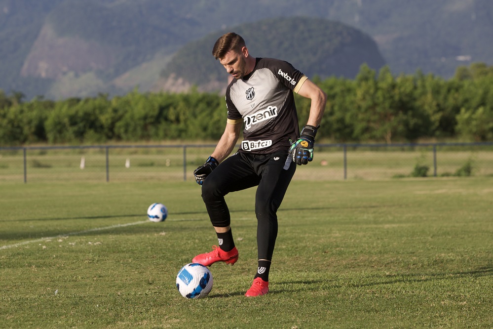 João Ricardo fala sobre confronto diante do La Guaira: “É um jogo perigoso em que vamos lutar pelos três pontos”