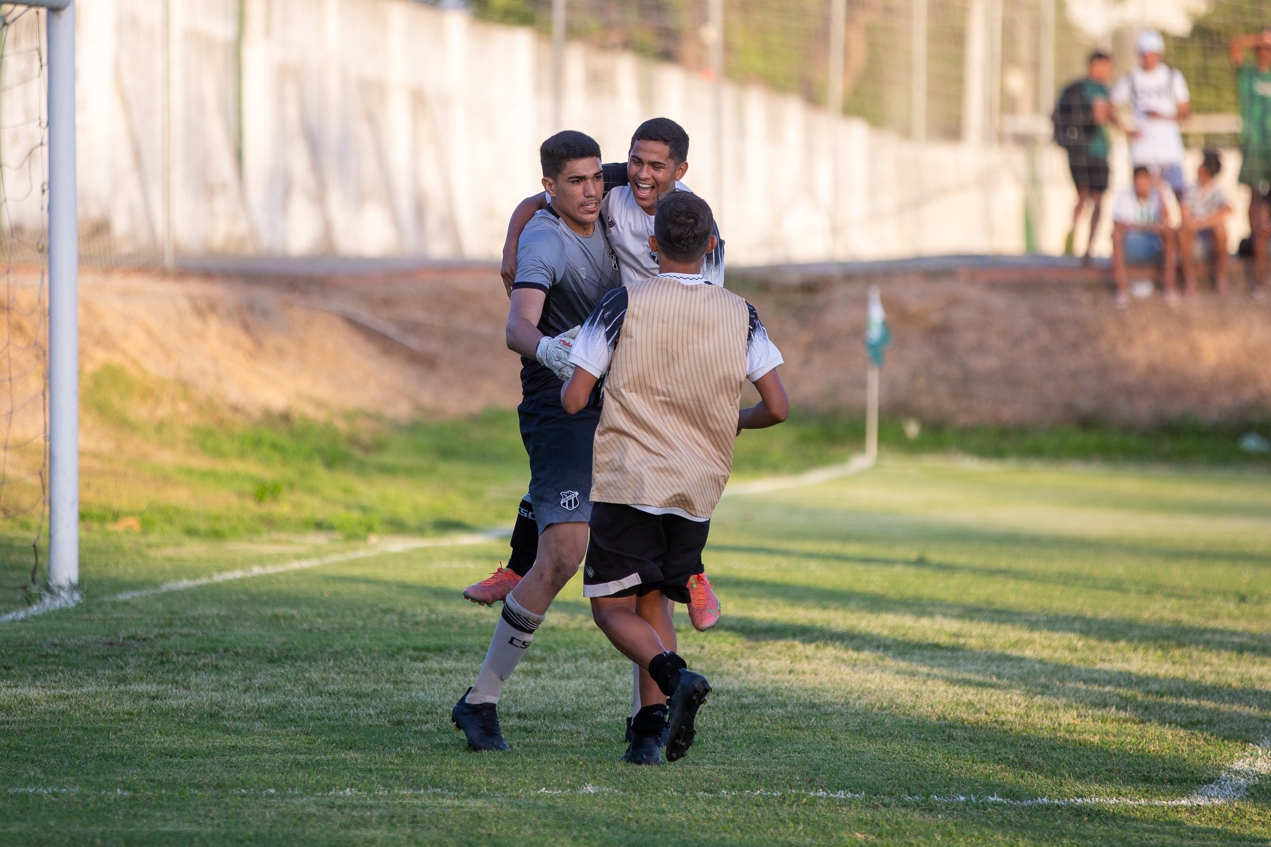 Base: Nos pênaltis, Ceará vence Rio Branco/CE e avança à decisão da Copa Seromo Sub-20