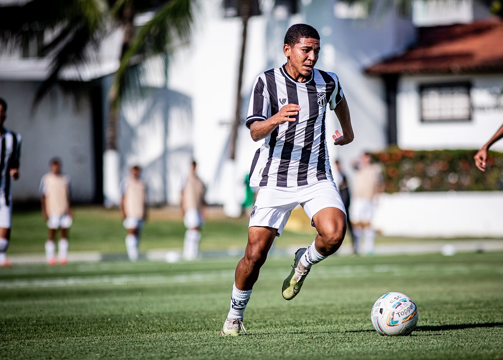 Semana alvinegra terá estreia no feminino Sub-17, final no Sub-15 e mais uma rodada do Campeonato Brasileiro