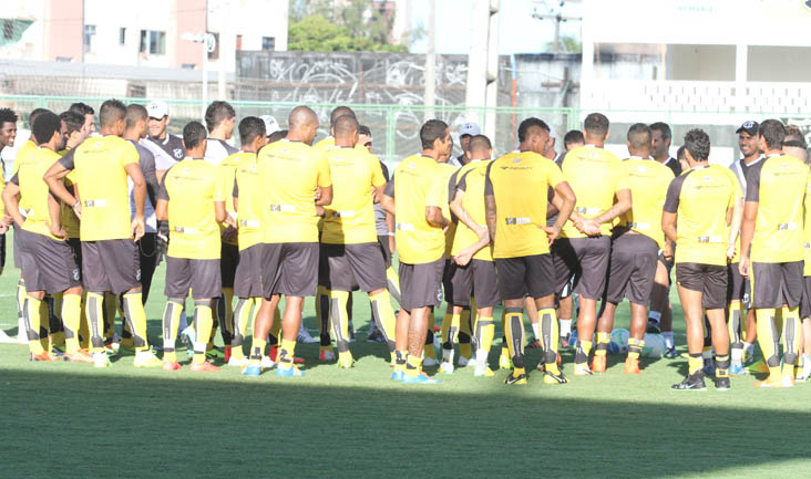 Nesta tarde, Vovô encerra preparação para o jogo contra o Luverdense