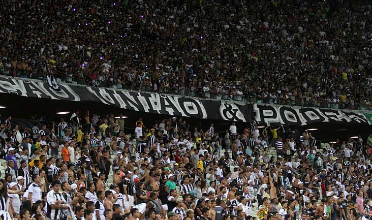 Ceará x Bahia: chegue cedo ao estádio e faça a sua parte nas arquibancadas