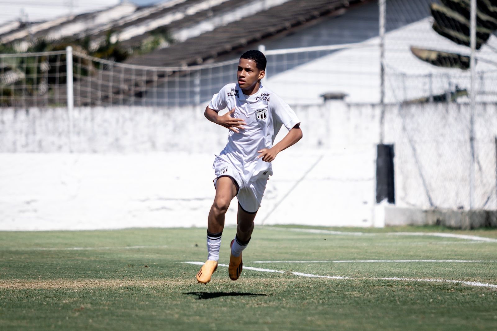 Base: Ceará vence Clássico-Rei pela Liga Ceará na Cidade Vozão