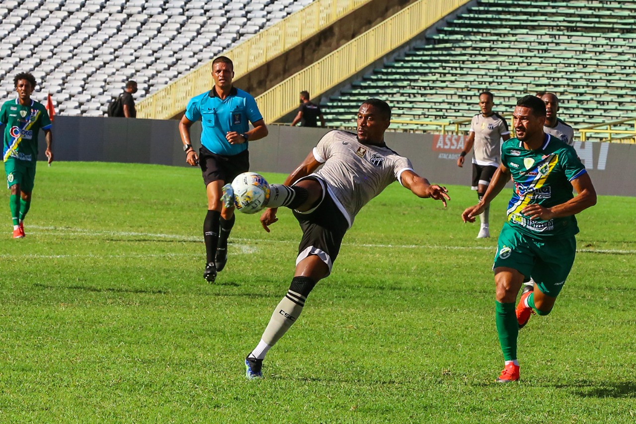 Copa do Nordeste: No Piauí, Ceará empata sem gols contra o Altos
