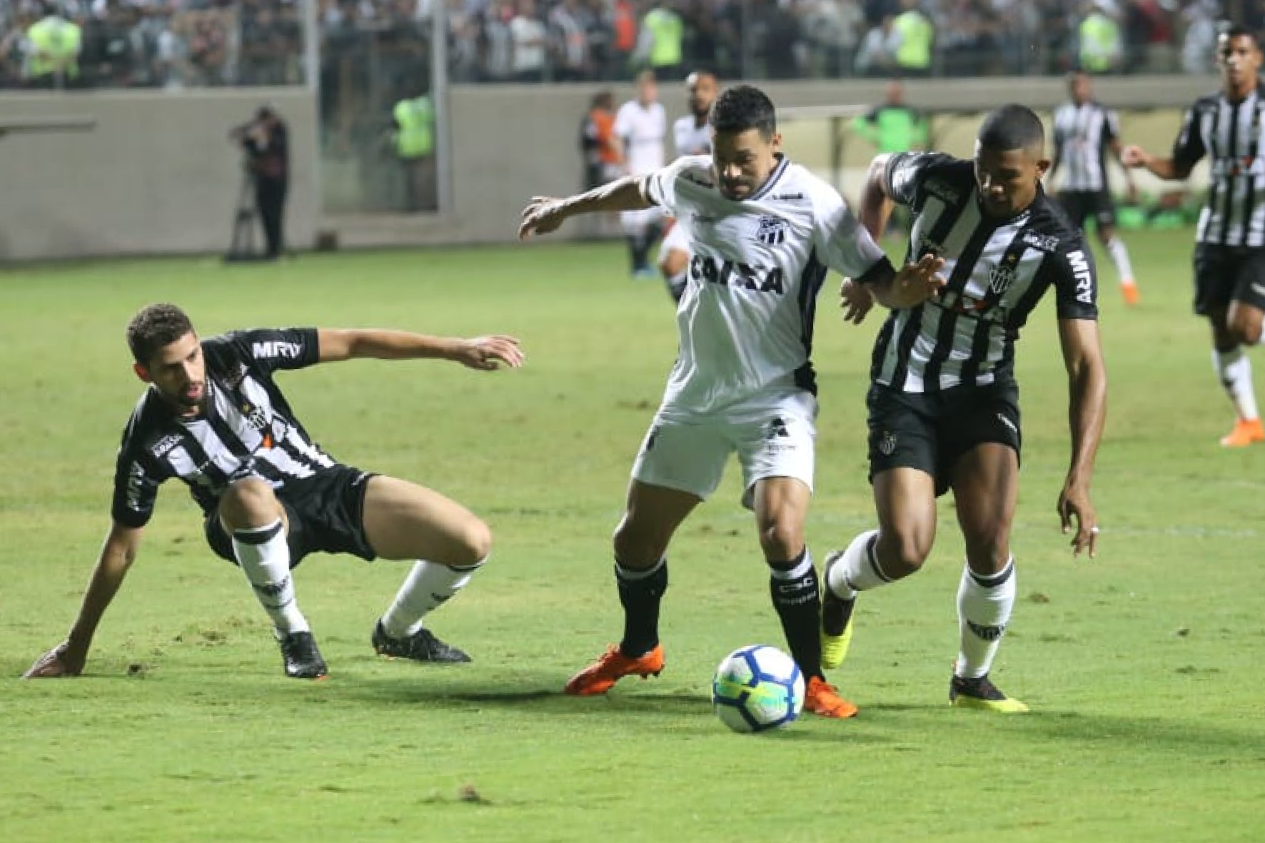 Fora de casa, Ceará abre o placar, mas leva virada do Atlético/MG