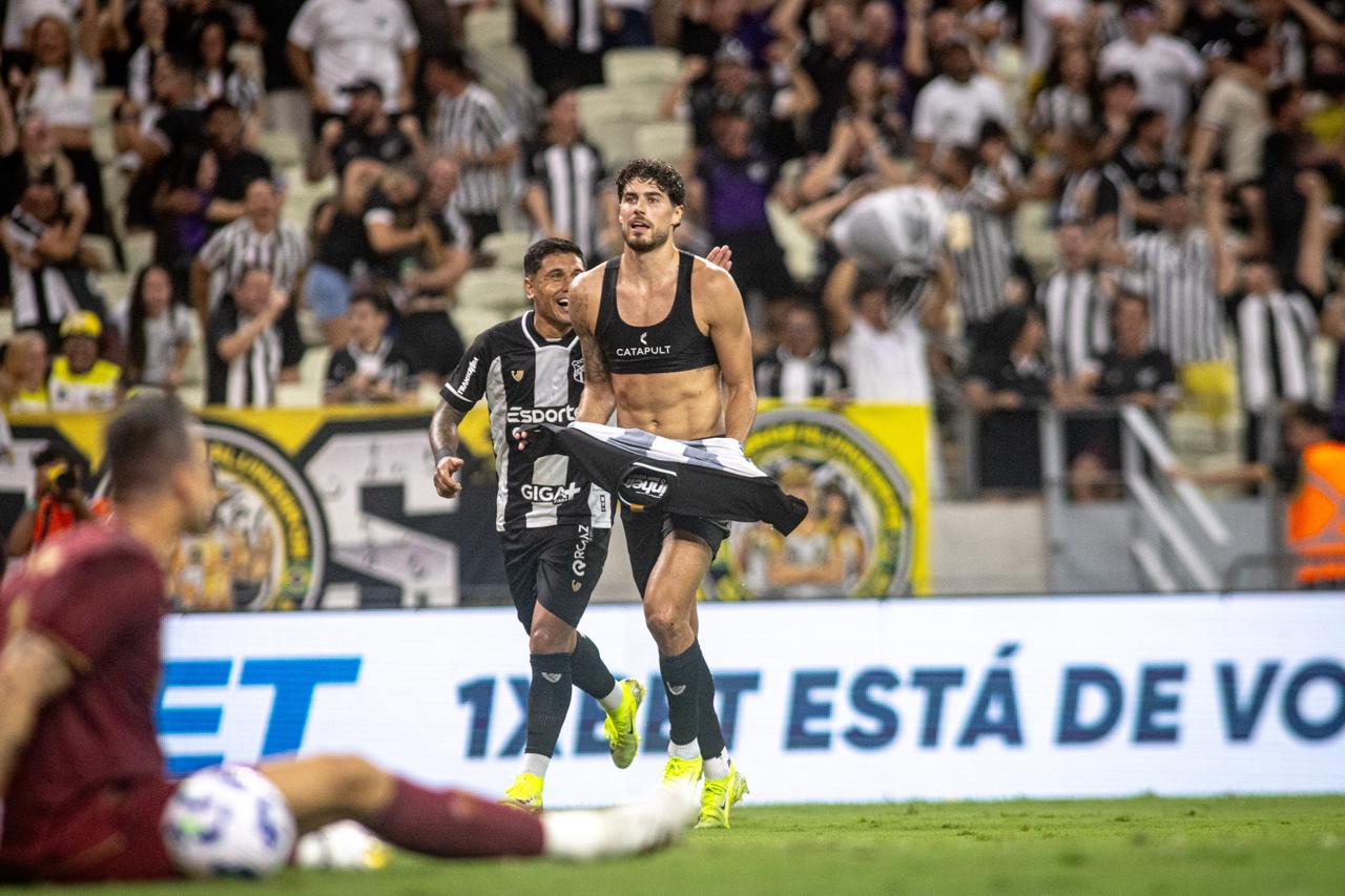 Camp. Brasileiro: Ceará se impõe diante do Fluminense e vence por 2 a 0 no Castelão