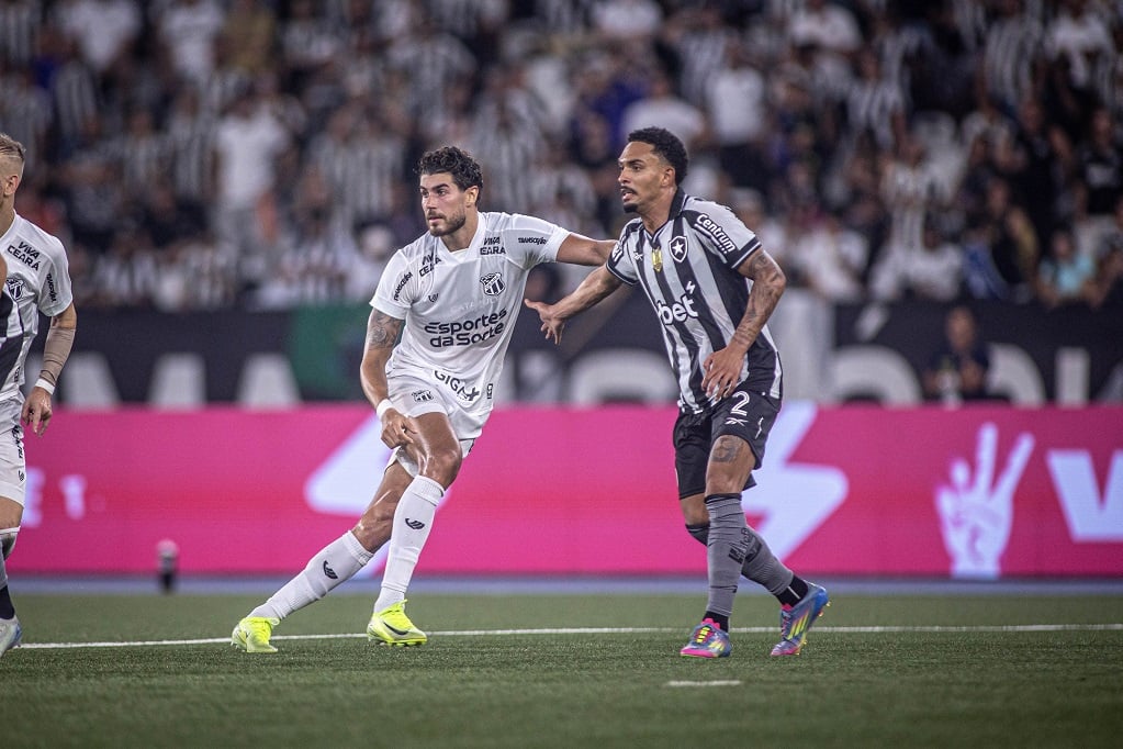 Série A: No Nilton Santos, Ceará luta até o fim do jogo, mas é superado por 3x2 pelo Botafogo