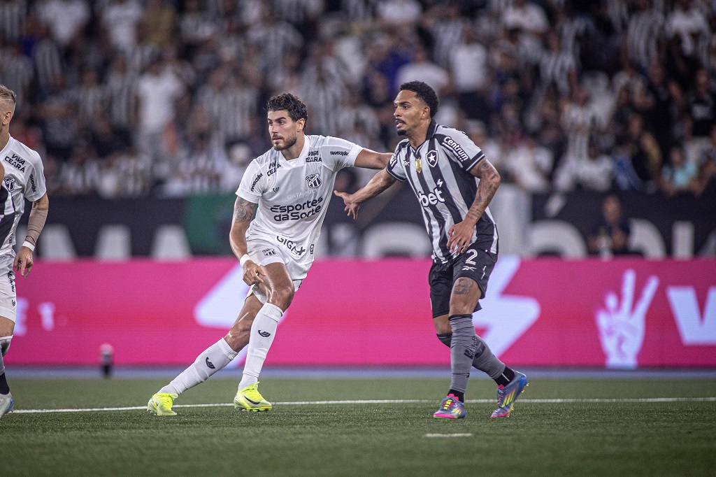 Série A: No Nilton Santos, Ceará luta até o fim do jogo, mas é superado por 3x2 pelo Botafogo