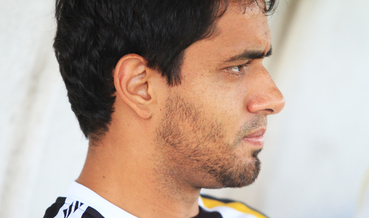 Com problema no púbis, Leandro Brasília será desfalque nos próximos jogos