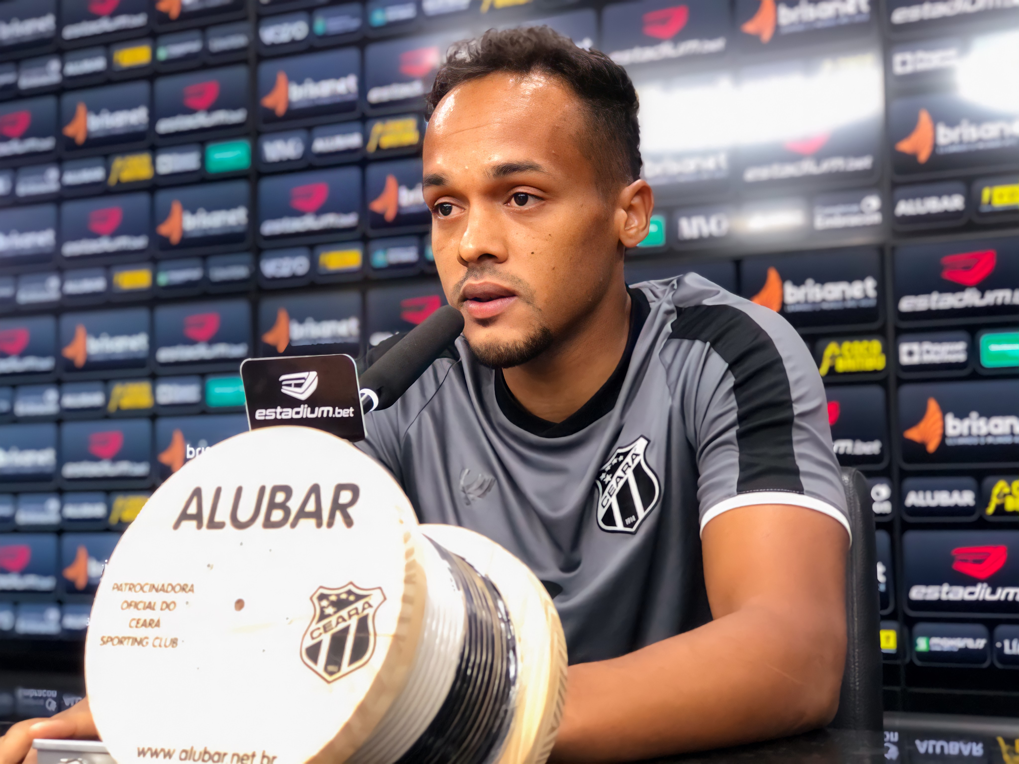 Antes do treino apronto deste sábado, 23, Bruno Pacheco concedeu coletiva de imprensa