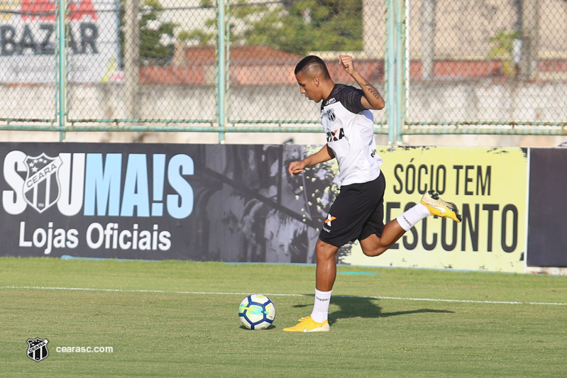 No Vovozão, sexta-feira foi de análise de vídeo e treino em campo para elenco alvinegro