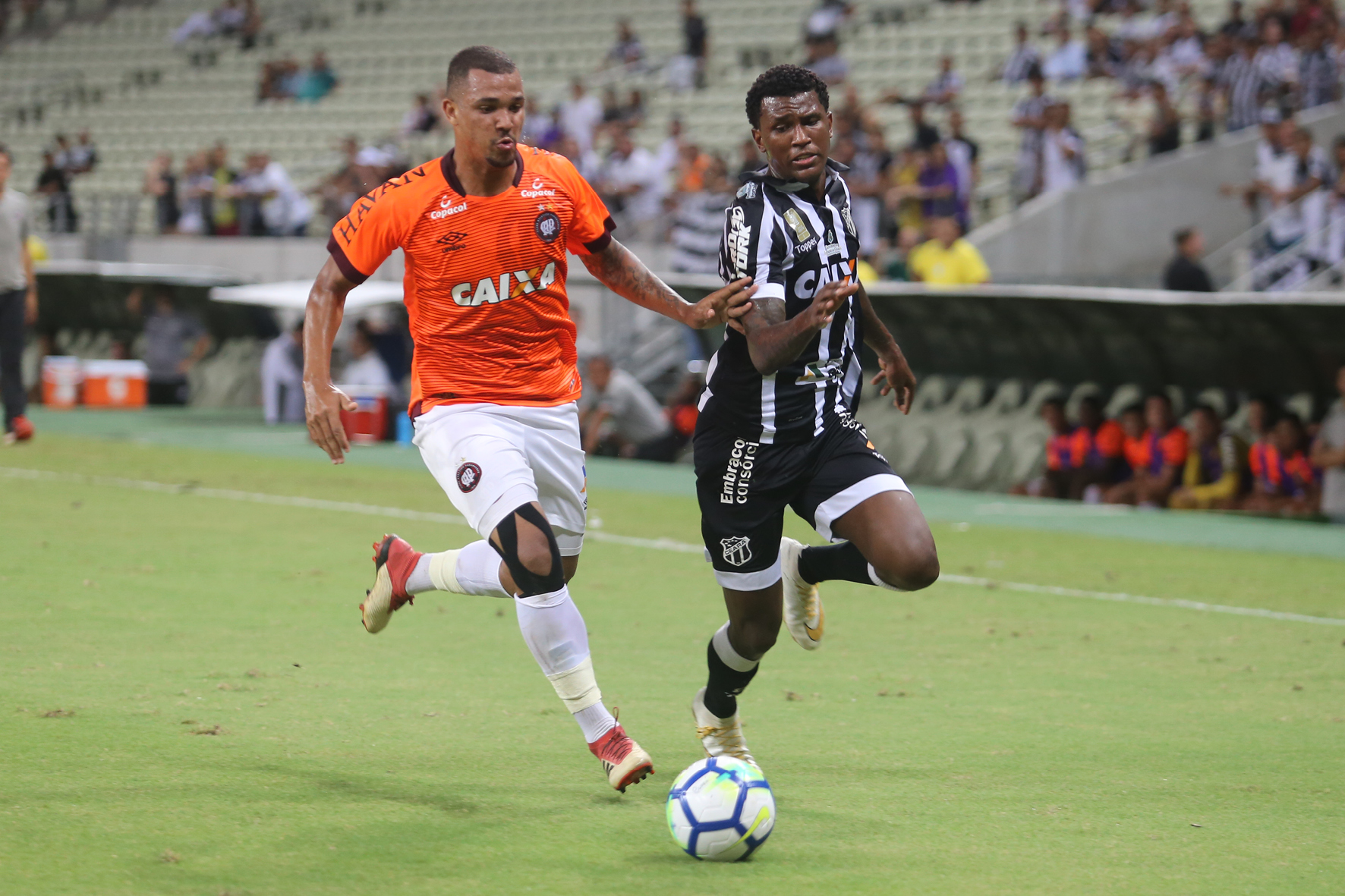Ceará empata com Atlético/PR, mas perde nos pênaltis e se despede da Copa do Brasil