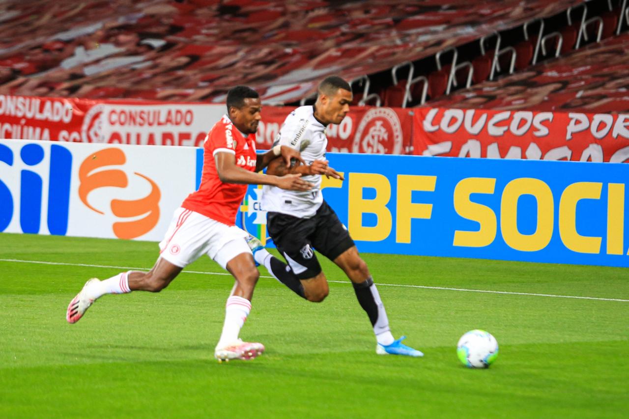 Pelo Brasileirão, Ceará perde para o Internacional por 2 a 0 no Beira-Rio
