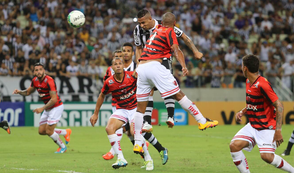 Éverson defende pênalti, Wescley marca e Ceará vence mais uma na Série B
