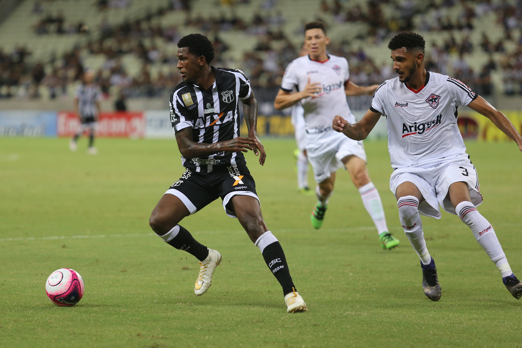 Ceará vence Uniclinic, assume a liderança e se classifica para as semi do Estadual