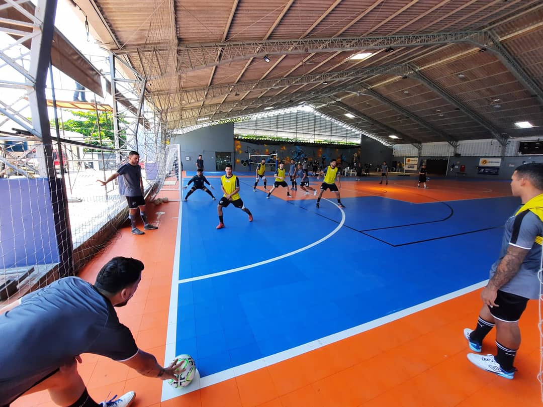 Futsal: Ceará treina em quadra com piso similar ao da final da Copa do Brasil