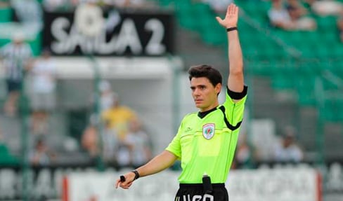 Rodrigo D.Alonso apitará a partida entre Oeste e Ceará