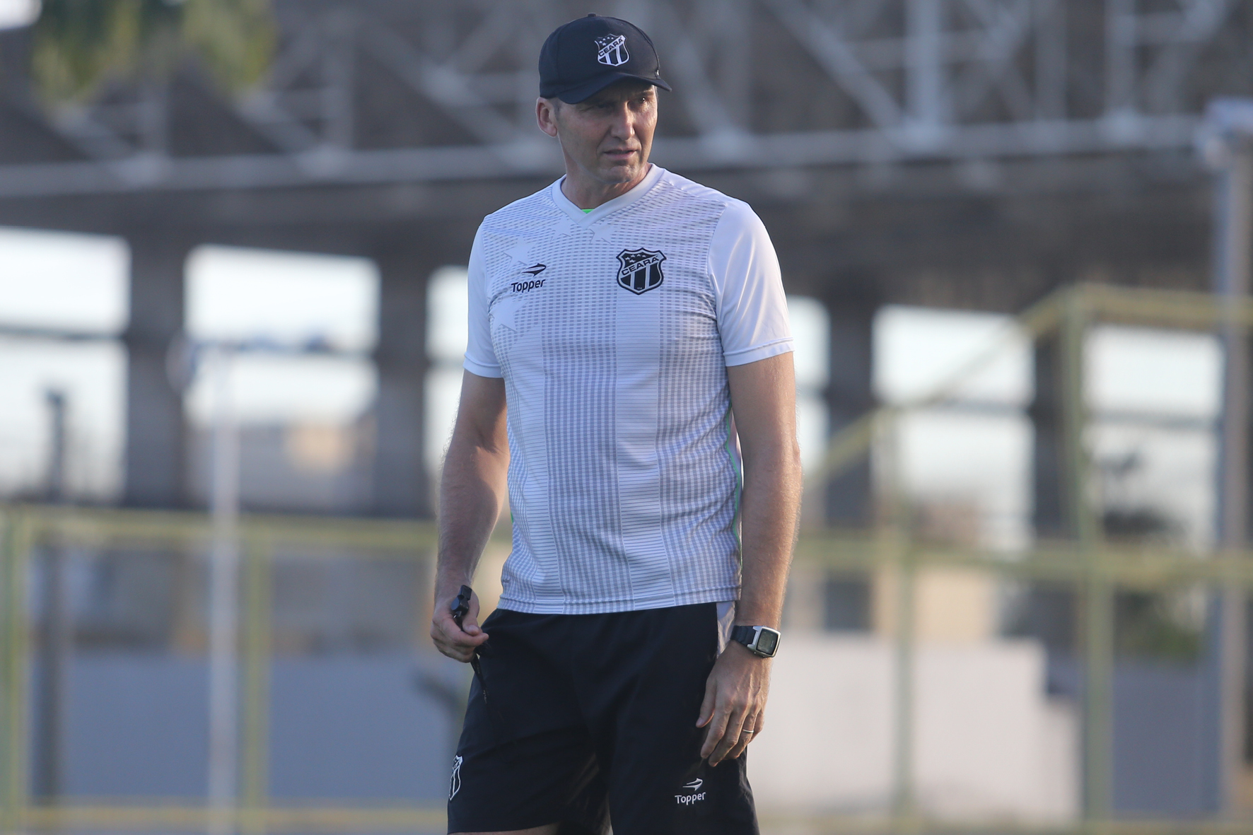 Dal Pozzo comanda treino de posicionamento e Ceará finaliza preparação para Clássico-Rei