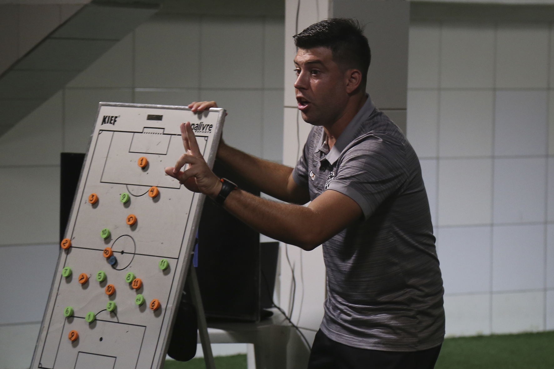 Ceará bate o Santa Cruz por 3 a 0 e garanta vaga nas semi da Copa Carpina