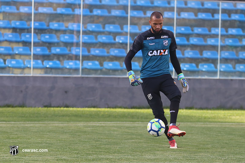 Everson fala sobre trabalho realizado e confiança para jogo contra o Sport