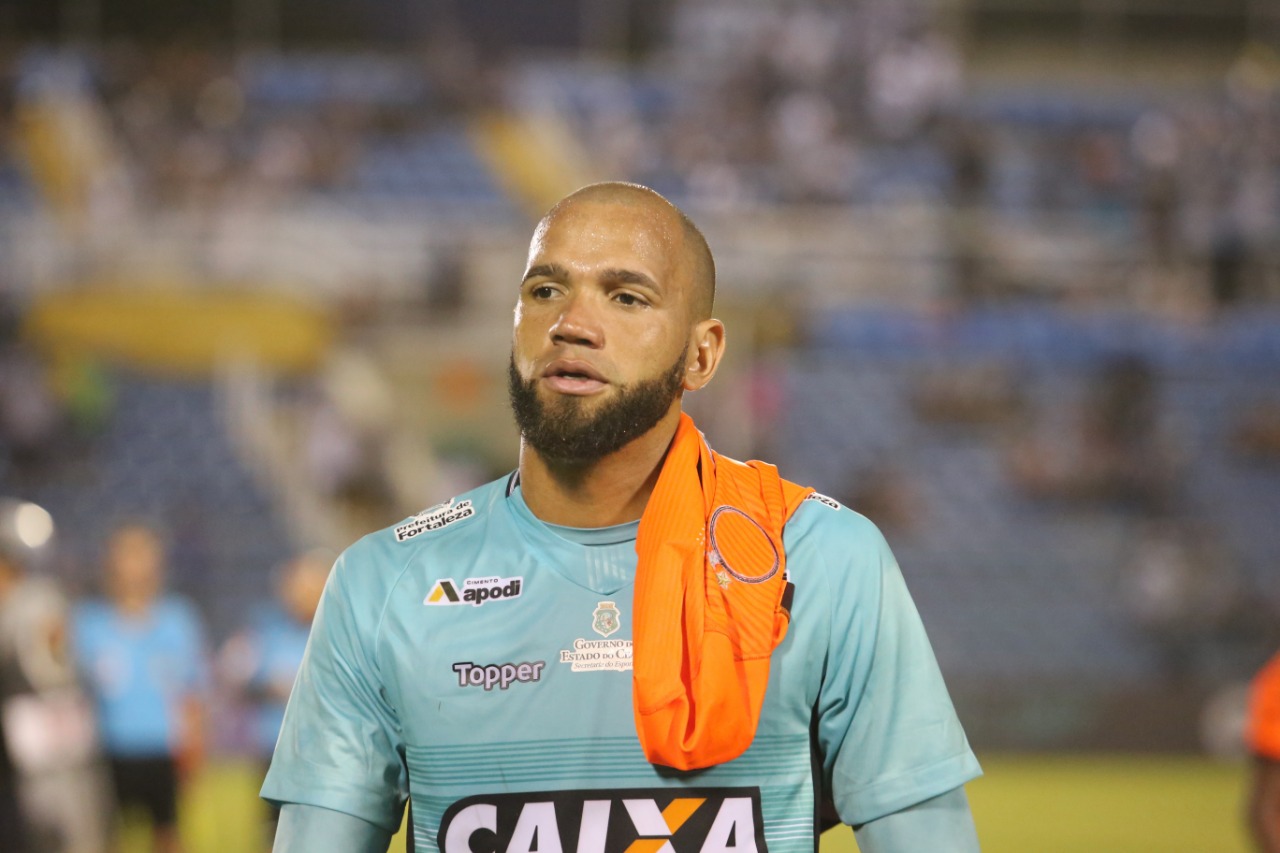 Everson valoriza empenho coletivo para bom rendimento do setor defensivo do Ceará