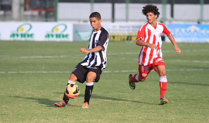 Sub-17 do Vovô vence o Internacional na estreia e volta a campo hoje