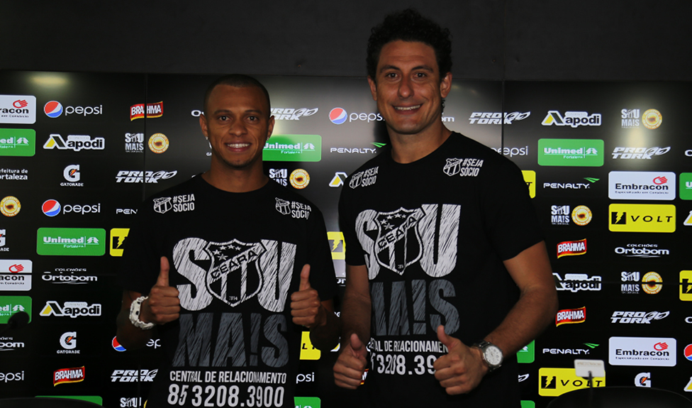 Goleiro Lauro e atacante William Henrique são apresentados à imprensa