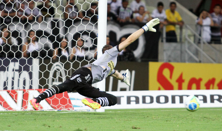 Pelo acesso, Luís Carlos exige: “Temos que jogar no nosso limite”