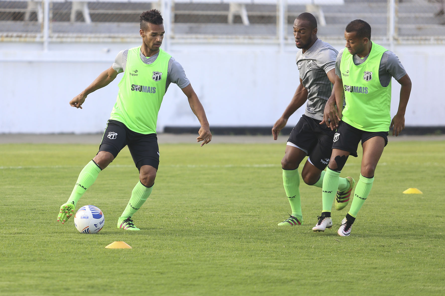 Estadual: Ceará finaliza preparação para duelo contra Tiradentes