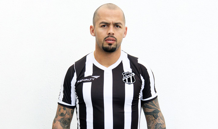 Alvinegro acerta a contratação do atacante Mazola