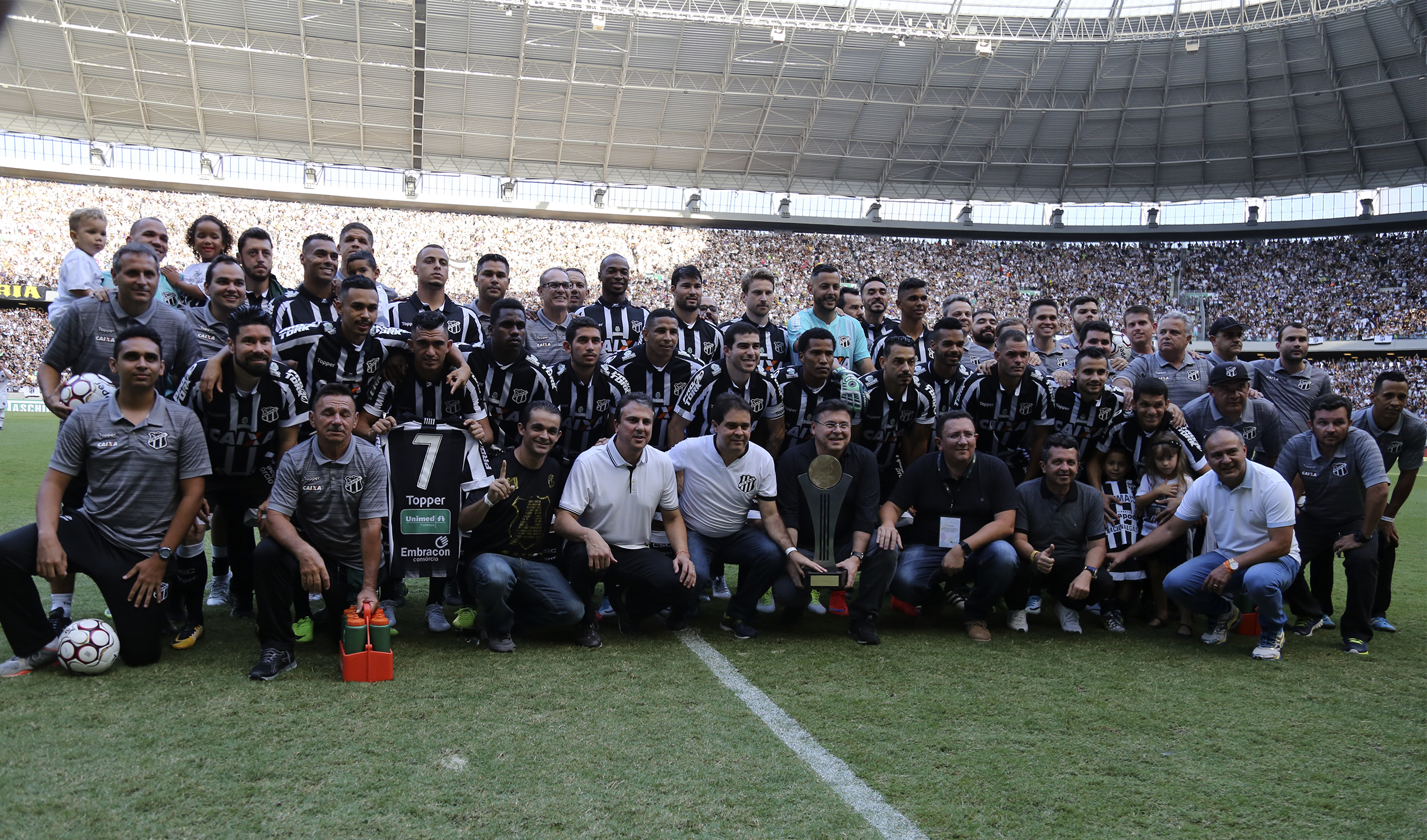 Festa completa! Ceará se despede da Série B com vitória em cima do ABC