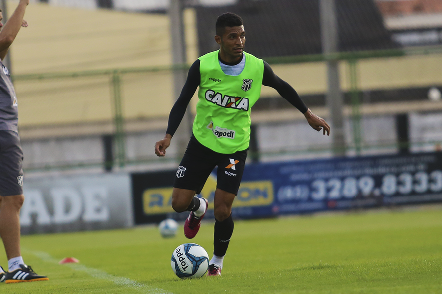 Elenco se reapresenta e inicia preparação para enfrentar o Sampaio Corrêa