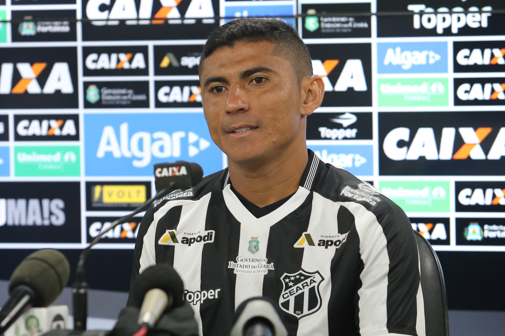 Confirmado contra o Flu, Quixadá revela ansiedade por "PV lotado" e vitória na estreia 