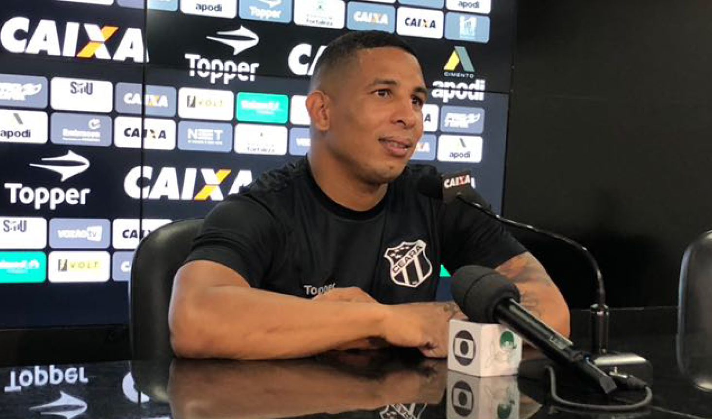 Totalmente recuperado de lesão, Rafael Costa volta a ser relacionado após nove meses