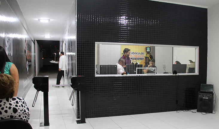 Em evento na sede, nova sala da Escolinha Fábrica de Craques foi inaugurada
