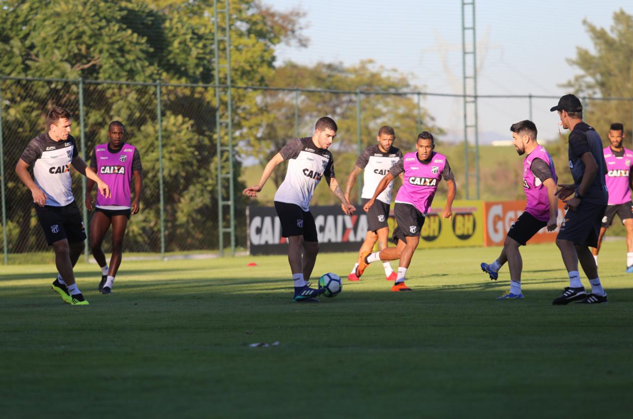 Ceará treina no CT do Galo e finaliza preparação para jogo contra o Cruzeiro