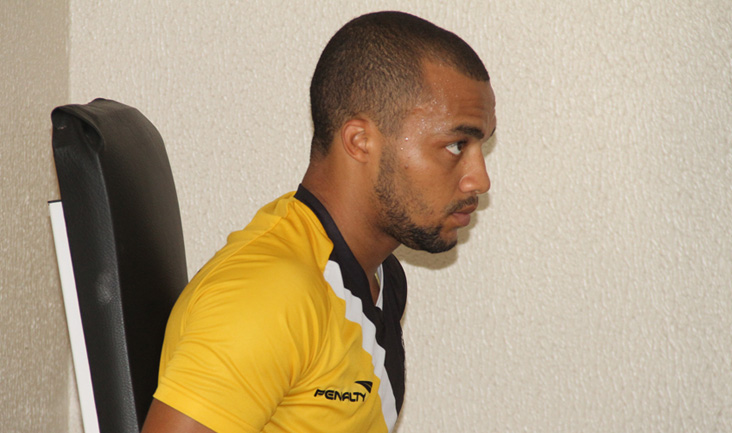 Fora por lesão, Samuel Xavier manda recado: "Confio nos meus companheiros"