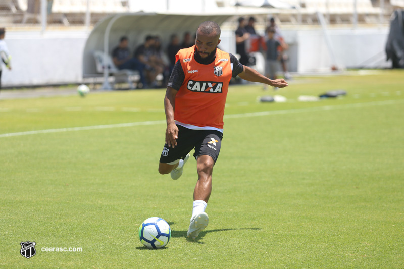 Em bom momento, Xavier comenta sobre tempo maior para treinos até próximo jogo pelo Brasileirão
