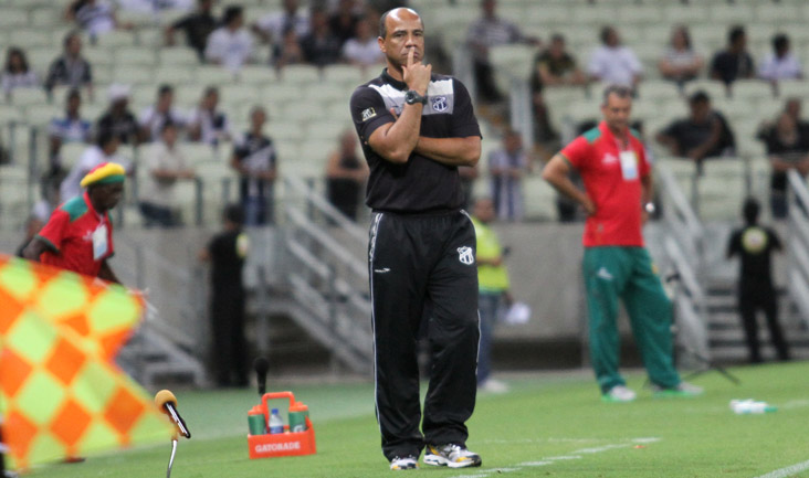 Sérgio Soares: “Em jogos difíceis como esse, é preciso ser inteligente”