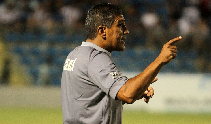 Silas avalia estreia e pede foco no Botafogo/PB: “Vamos para cima”
