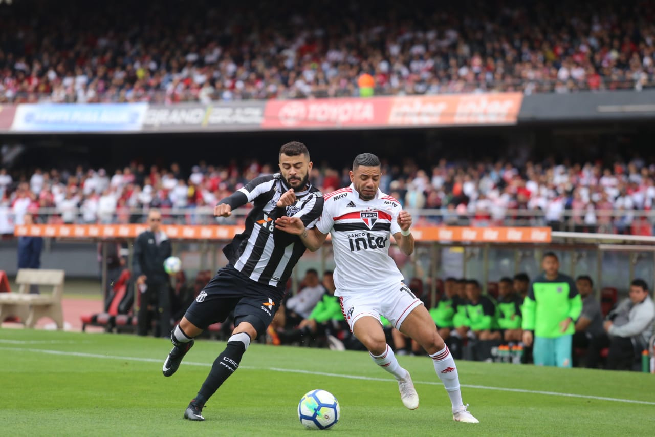 Com Morumbi lotado, Ceará se defende bem, insiste até o fim, mas perde para o São Paulo