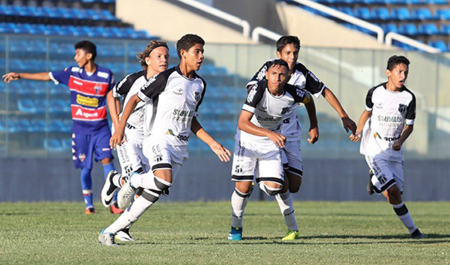 Ceará Sub-13 sai atrás, mas vira e goleia o Fortaleza no PV: 4 a 1