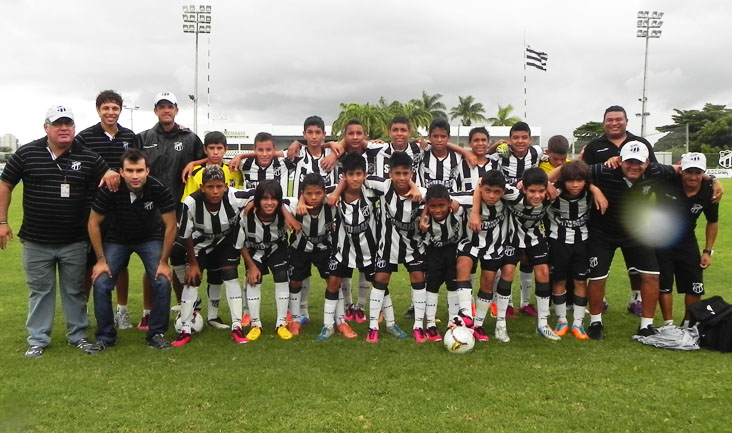 Sub-13 do Vovô estreia com goleada arrasadora no Estadual