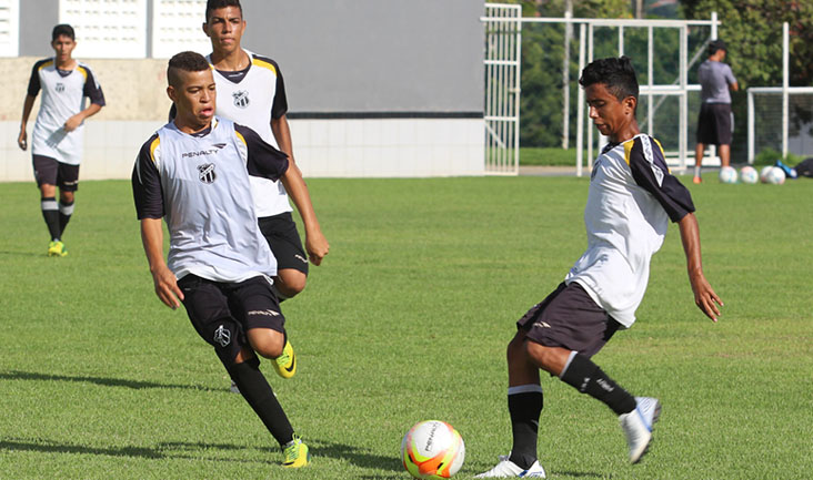Ceará Sub-15 encara o Tiradentes na semifinal do Estadual