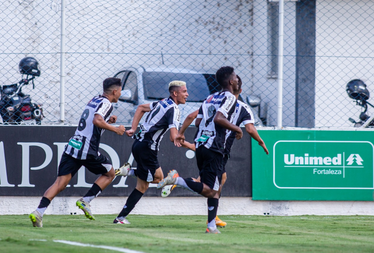 Categorias de Base: Equipe do Sub-17 entra em campo em mais uma decisão do Estadual