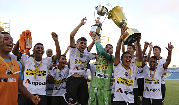 Nos pênaltis, Ceará Sub-17 vence o Fortaleza e é Campeão Estadual arrastão